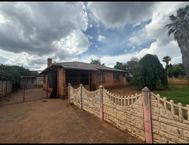 3 BEDROOM HOUSE FOR SALE IN VANDERBIJLPARK CW 6